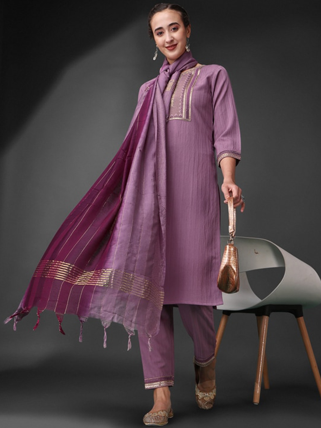 

Jinax Ethnic Motifs Yoke Design Kurta & Pyjamas With Dupatta, Purple