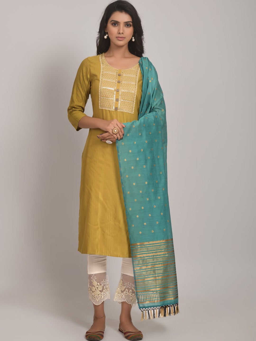 

Jinax Embroidered Regular Kurta With Pyjamas & Dupatta, Yellow