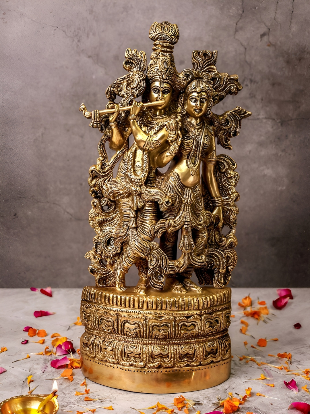 

The Advitya Radha Krishna Superfine Large Brass Idol Showpiece, Gold