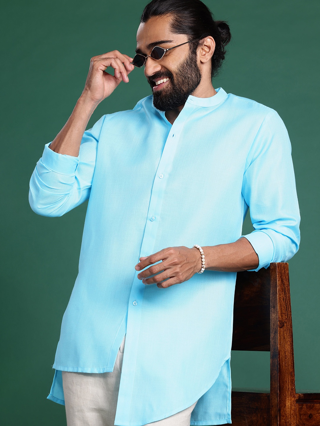 

Sangria Shirt Collar Long Sleeves Kurta, Blue