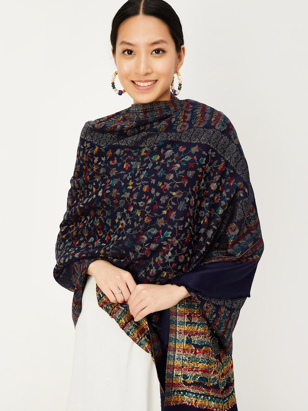 

max Woven Design Shawl, Navy blue