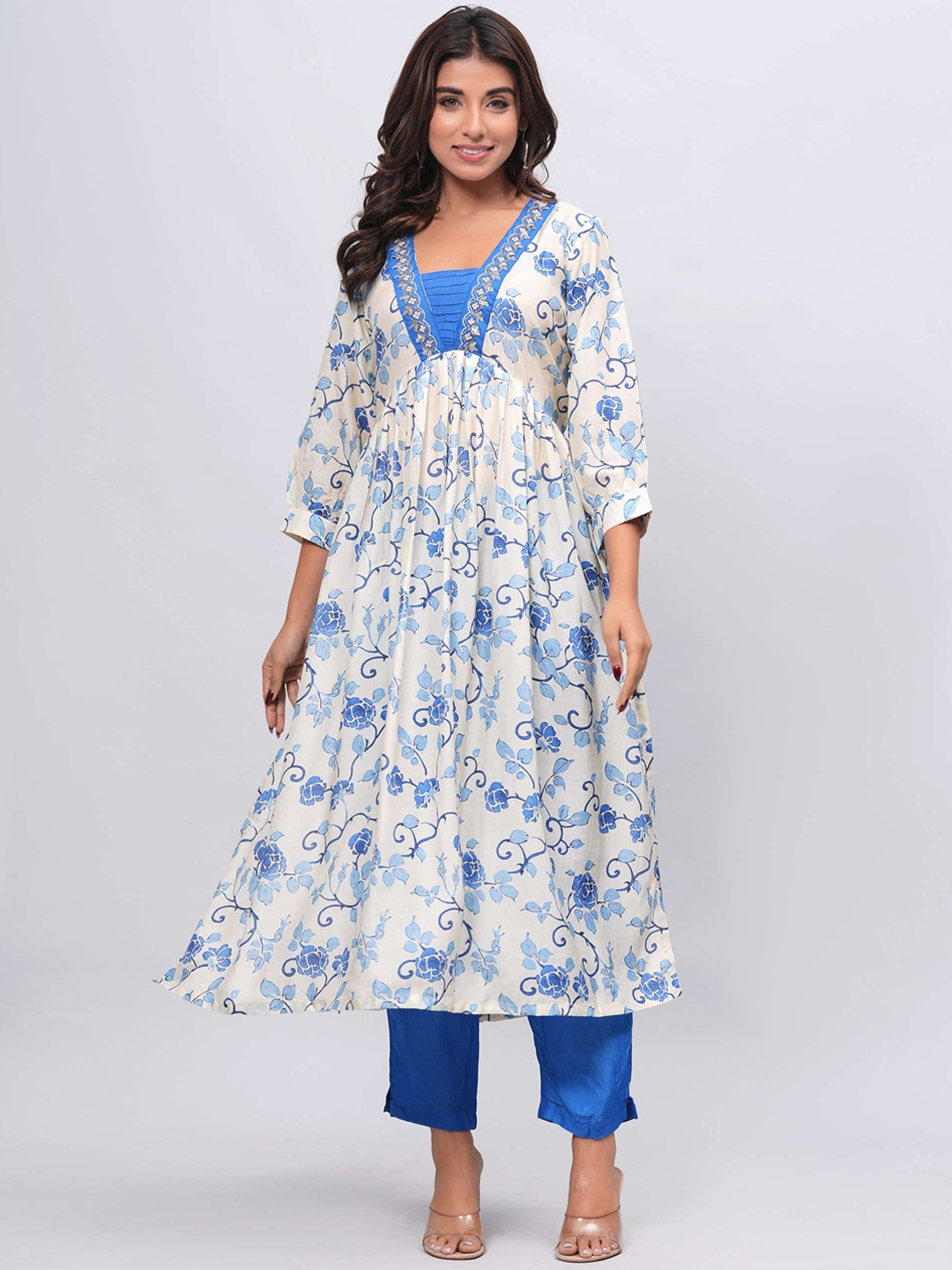 

Shikhaa Style Floral Printed Gotta Patti A-Line Kurta with Trousers, White