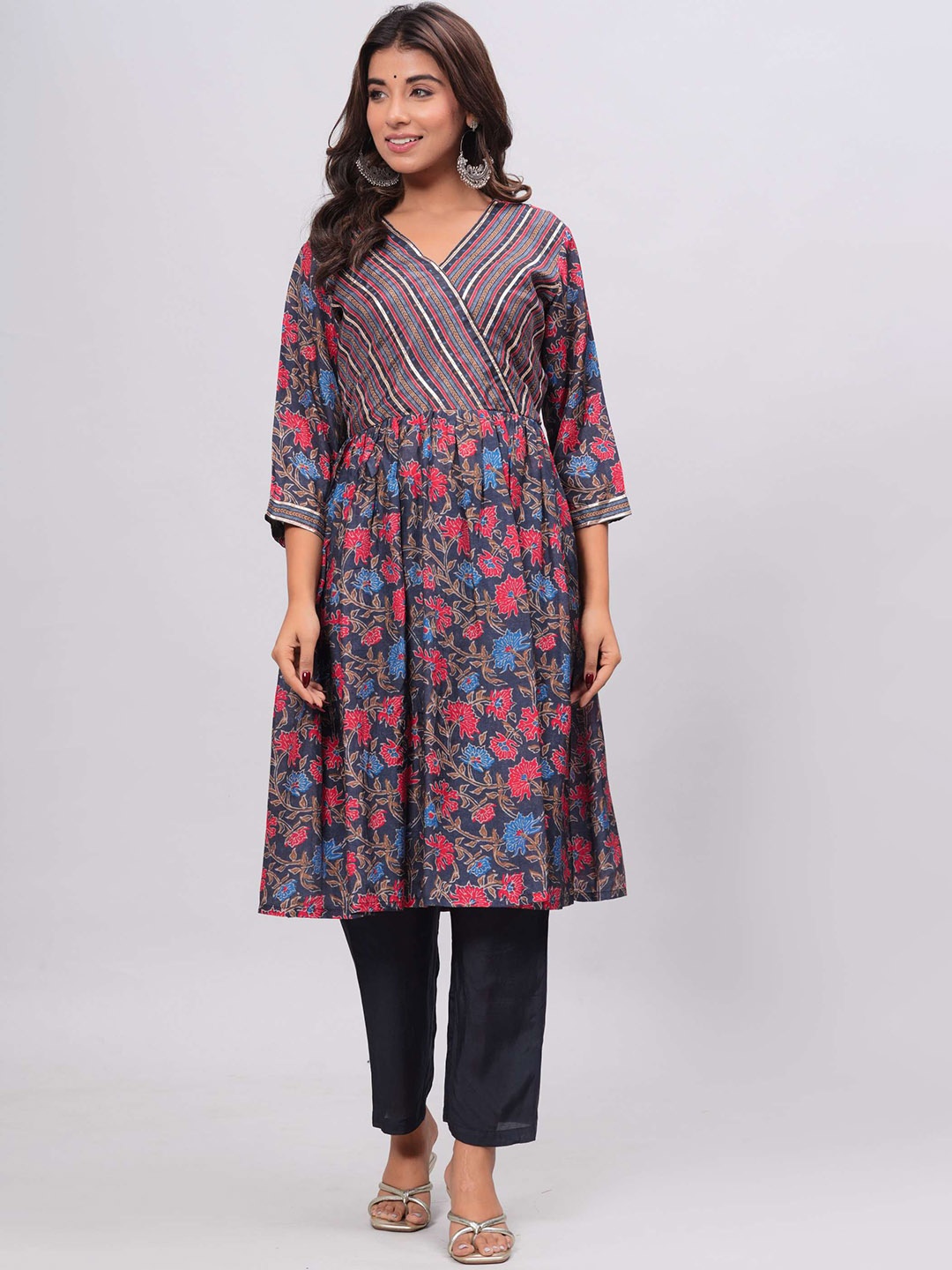 

Shikhaa Style Floral Printed A-Line Kurta with Trousers, Blue