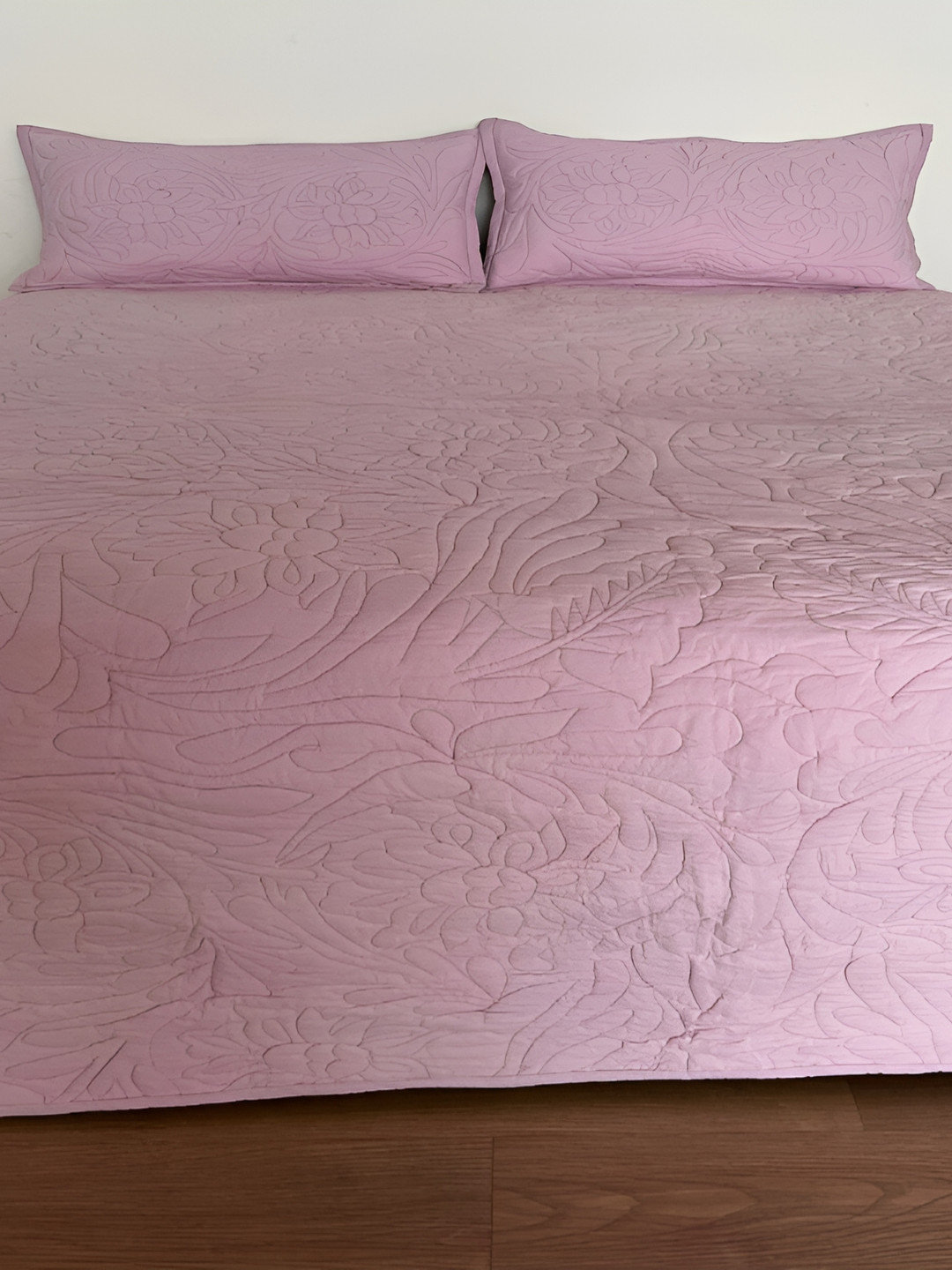 

BELLEVEN Purple Self Designed Cotton Fine Double King Bedding Set