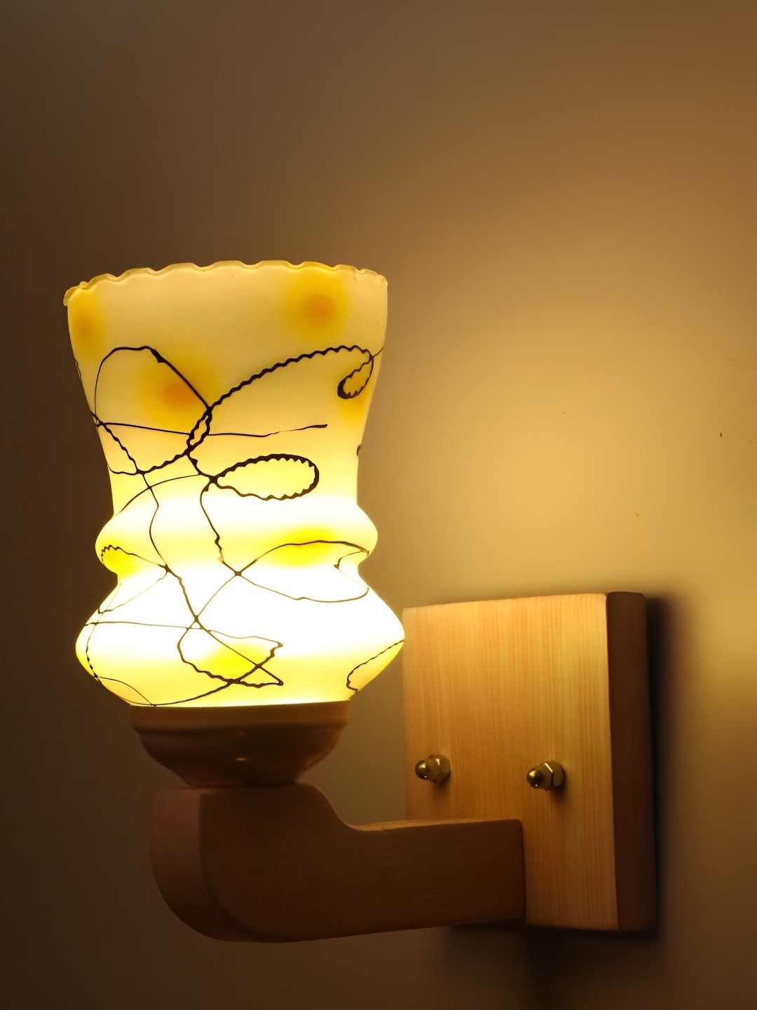 

Afast White & Yellow Glass Wall Lamp