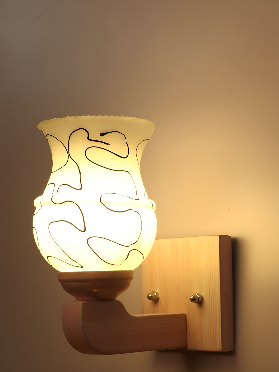 

Afast White & Black Glass Textured Contemporary Wall Lamp