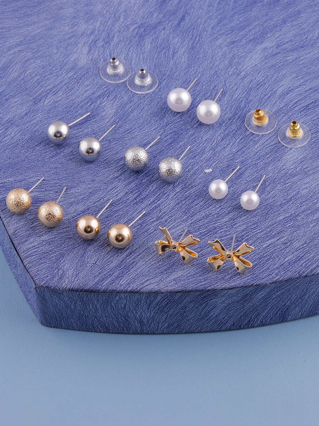 

DressBerry Set Of 7 Gold-Toned & White Gold-Plated Classic Studs Earrings