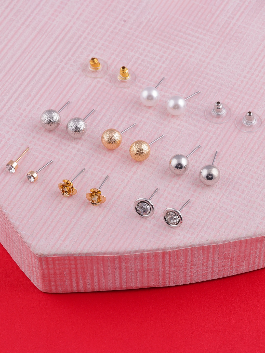 

DressBerry Set Of 7 Gold-Plated Beaded Classic Studs, Silver