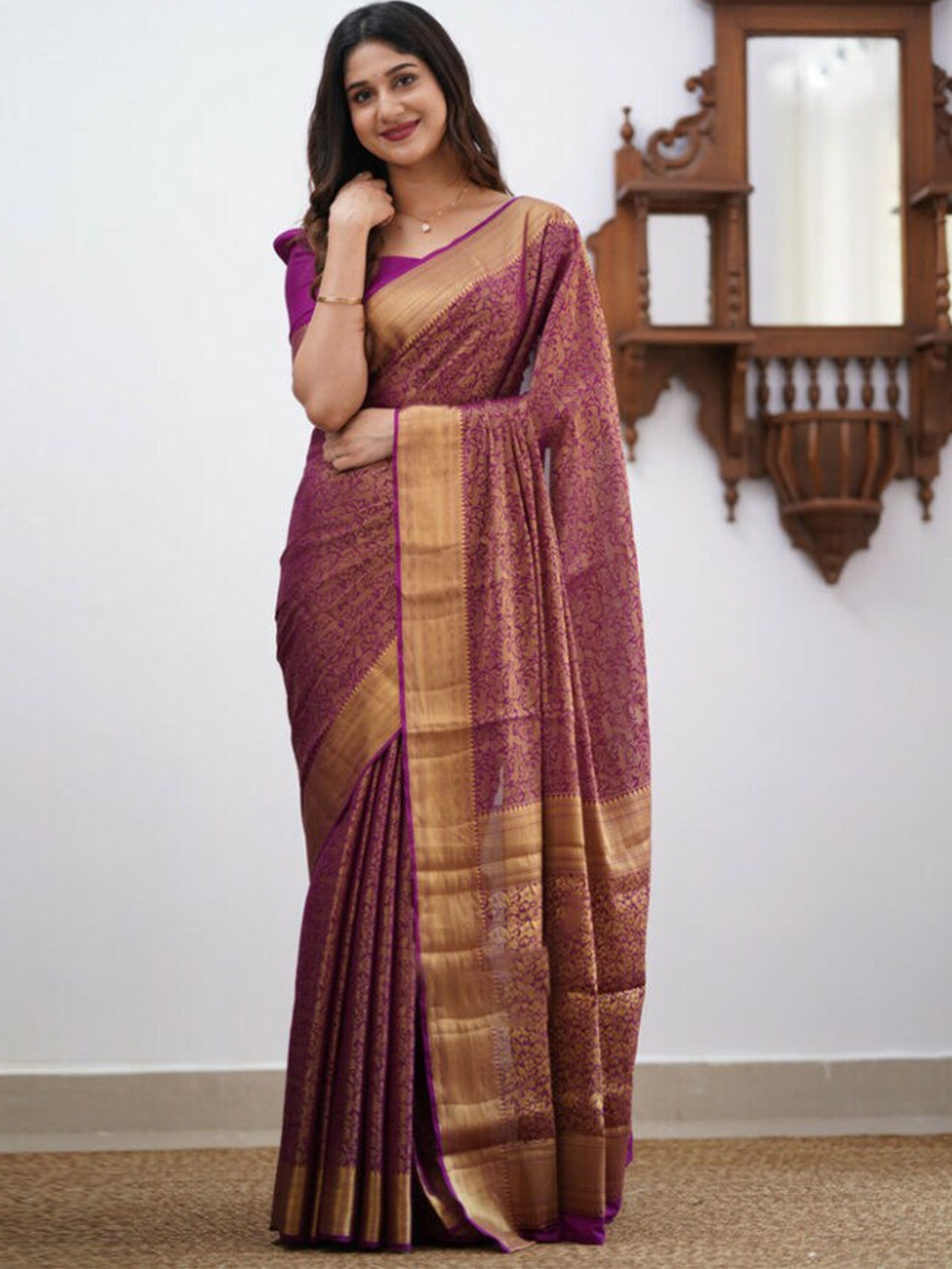 

DIVASTRI Ethnic Motifs Woven Design Zari Pure Silk Kanjeevaram Saree, Purple