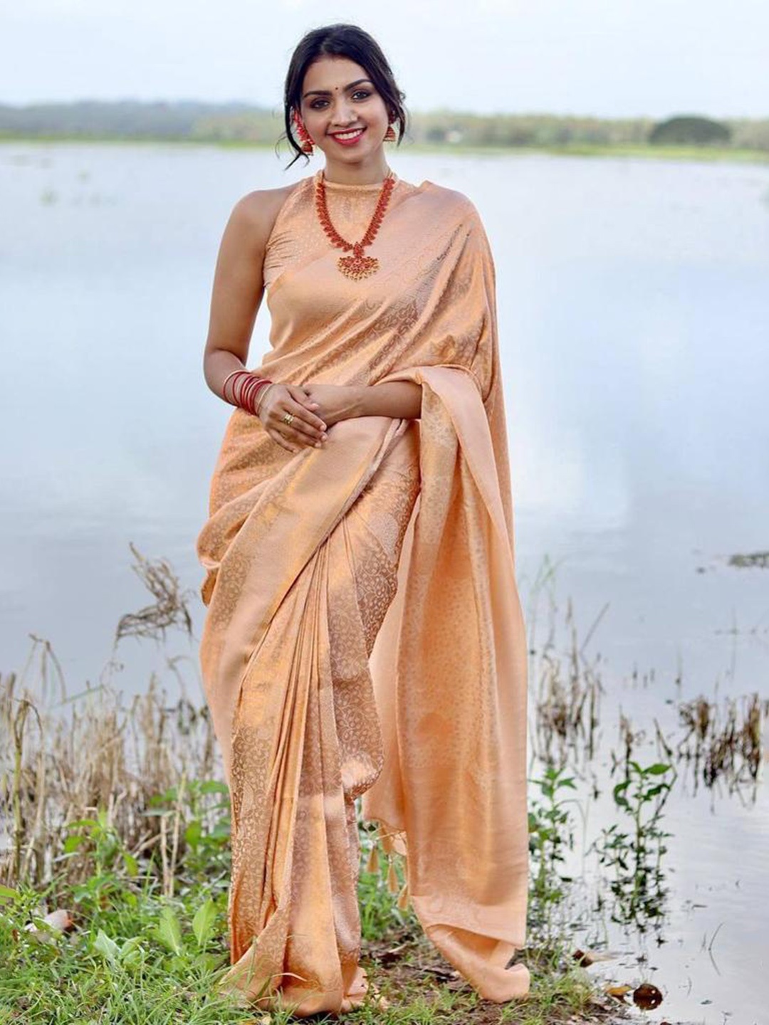 

DIVASTRI Ethnic Motifs Woven Design Zari Pure Silk Kanjeevaram Saree, Cream