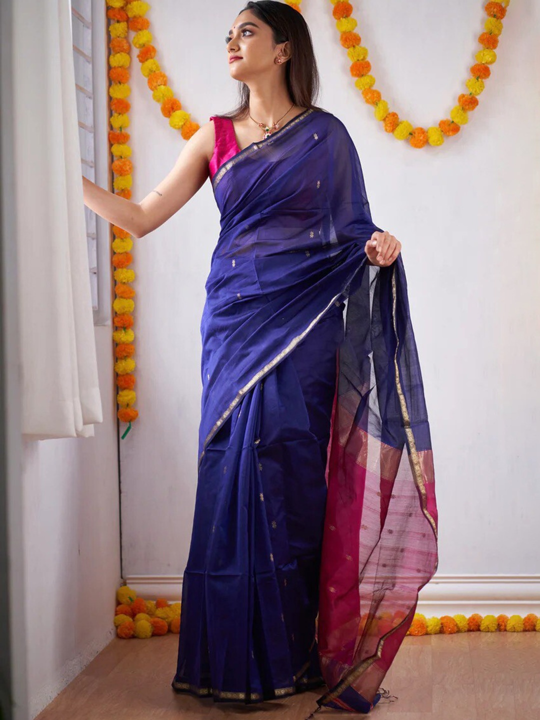 

DIVASTRI Ethnic Motifs Woven Design Pure Silk Kanjeevaram Saree, Blue