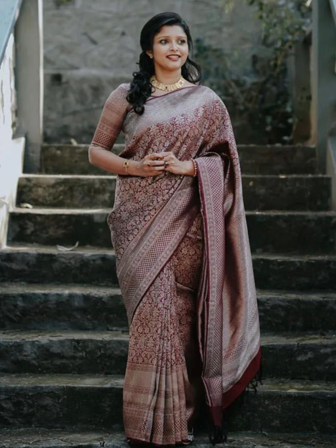 

DIVASTRI Ethnic Motifs Woven Design Zari Pure Silk Kanjeevaram Saree, Maroon