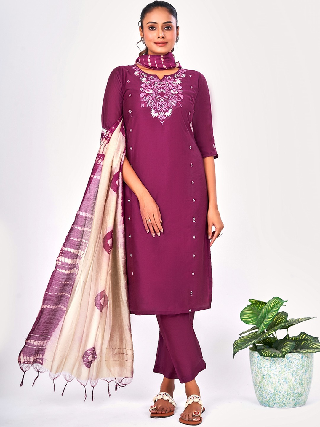 

NAYRA Floral Yoke Design Kurta With Trousers & Dupatta, Purple