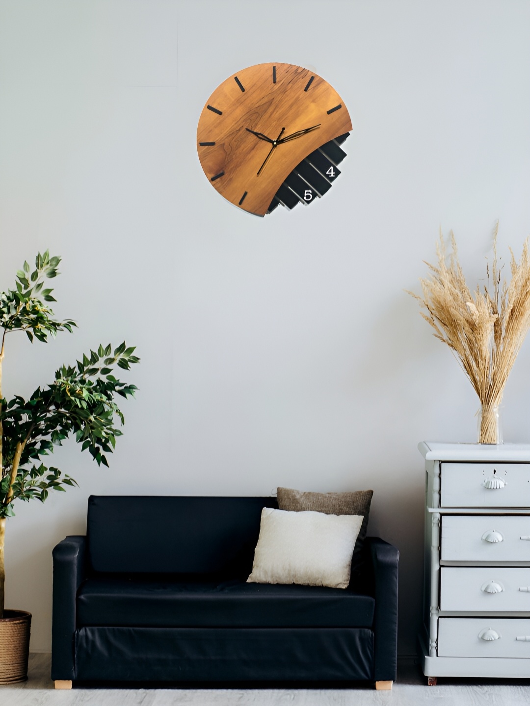 

TEAKWOOD Brown & Black Textured Quirky Shaped Contemporary Wall Clock