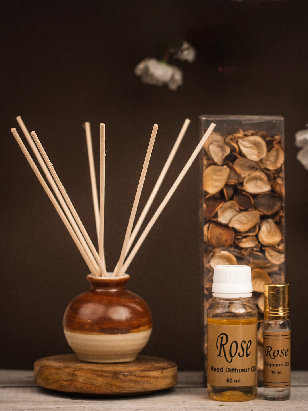 

AuraDecor Brown Rose Fragrance Aroma Oil Diffuser