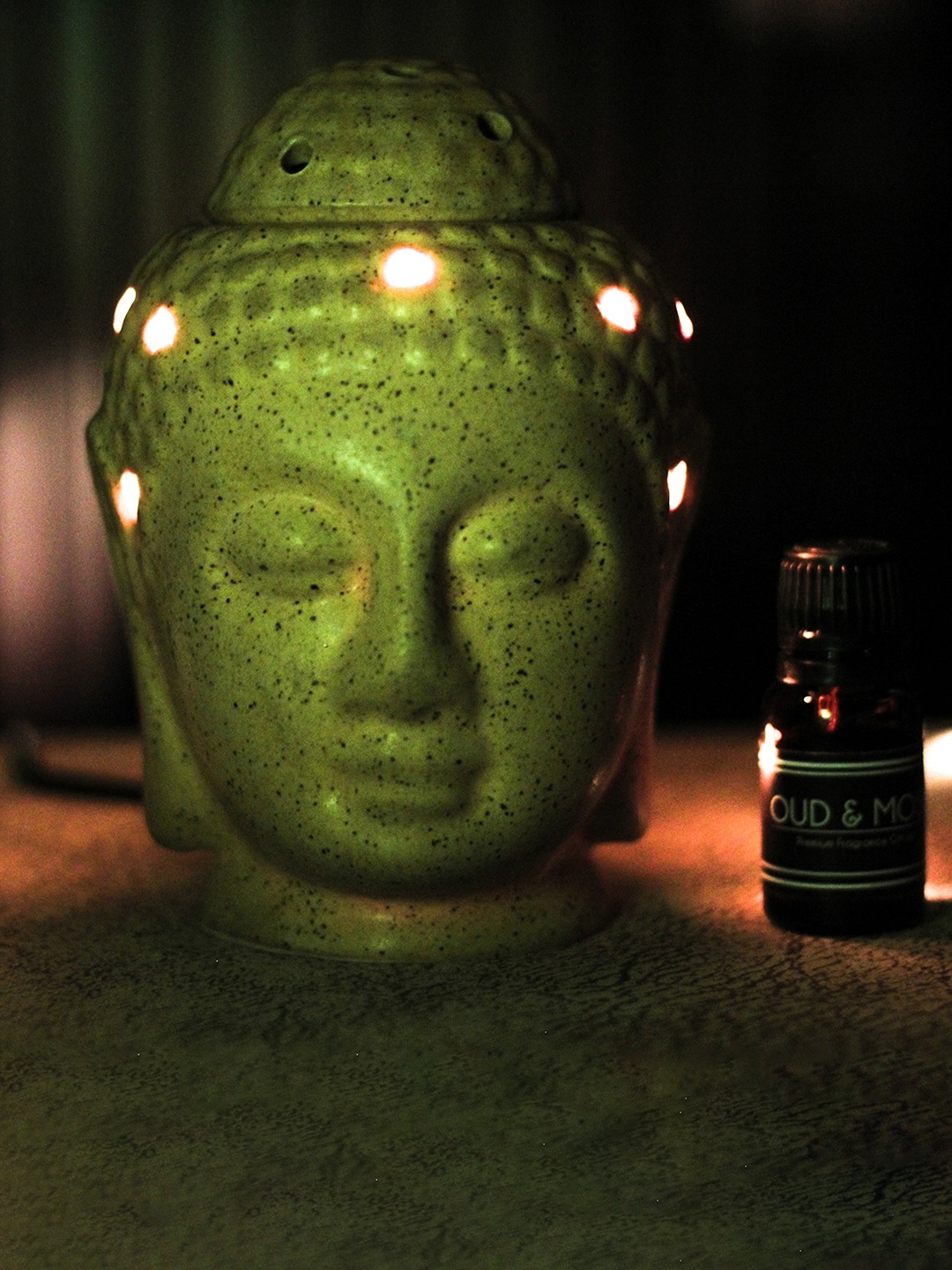 

AuraDecor White Buddha Face Electric Fragrance Aroma Oil Diffuser