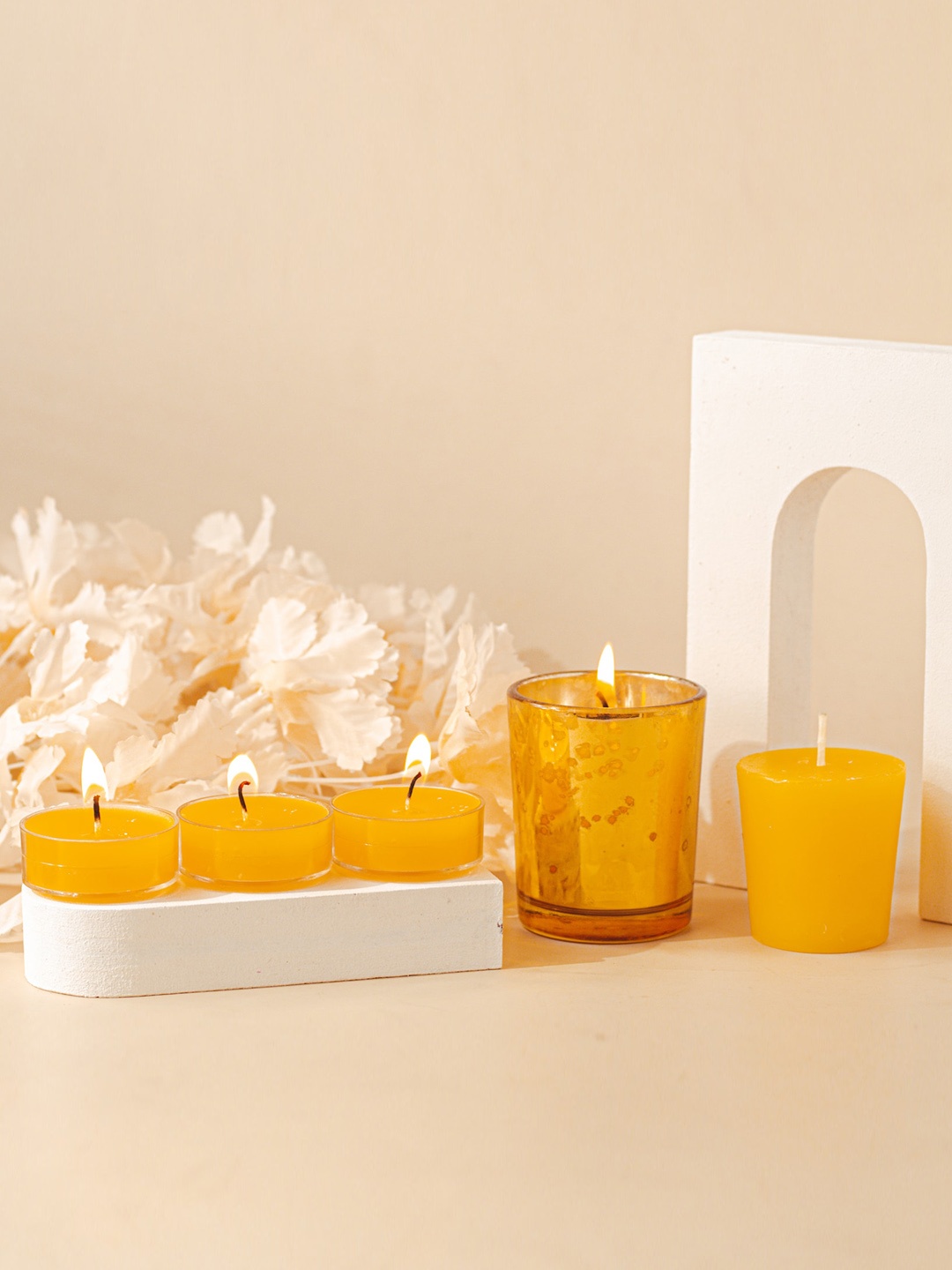 

AuraDecor Yellow 6 Pieces Traingle Shape Jasmine Fragrance Votive Pillar Candles