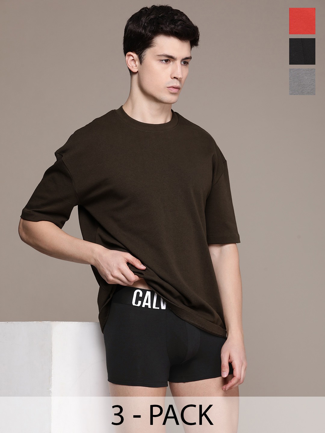 

Calvin Klein Underwear Men Pack Of 3 Low Rise Trunk NB3608LXO-LXO-BLACK /GREY, Red
