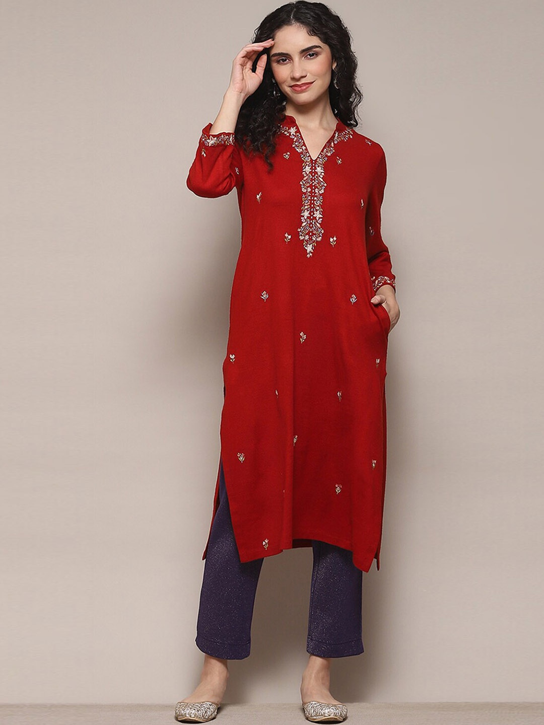 

Biba Floral Embroidered Acrylic Knitted Straight Kurta, Red