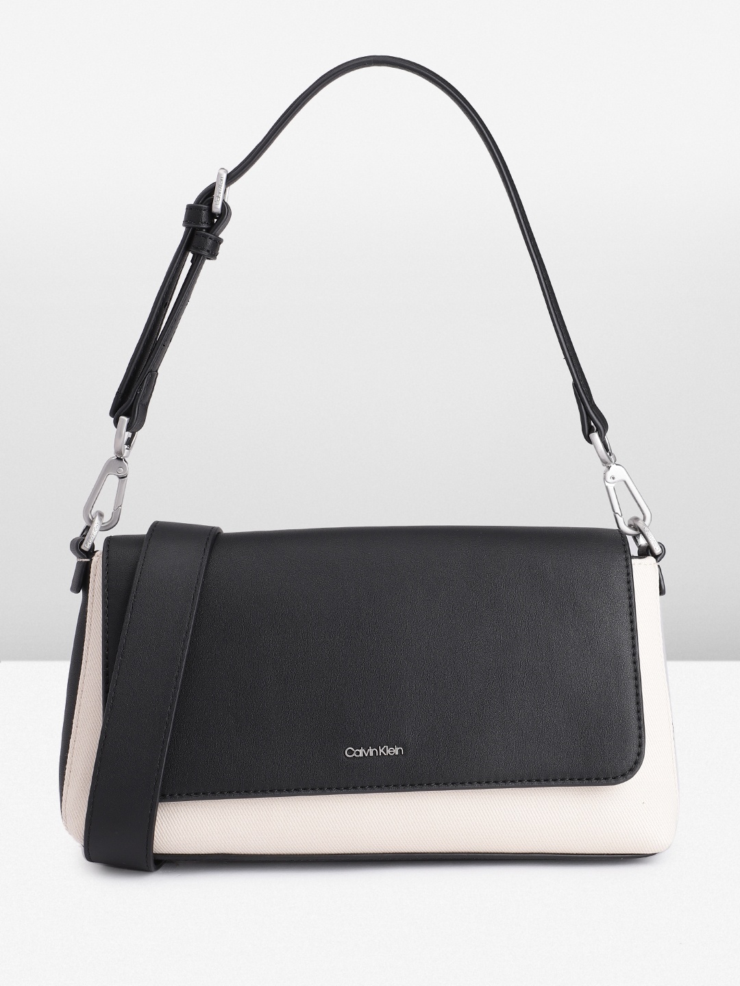 

Calvin Klein Women Solid Satchel, Black