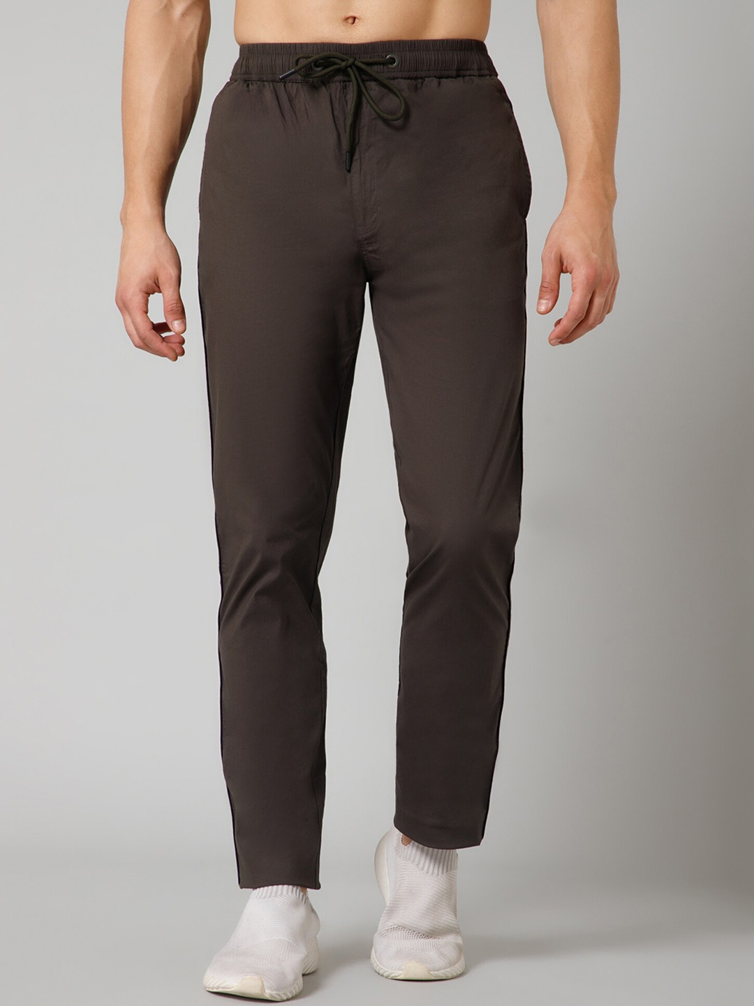 

Cantabil Men Mid-Rise Cotton Track Pant, Olive