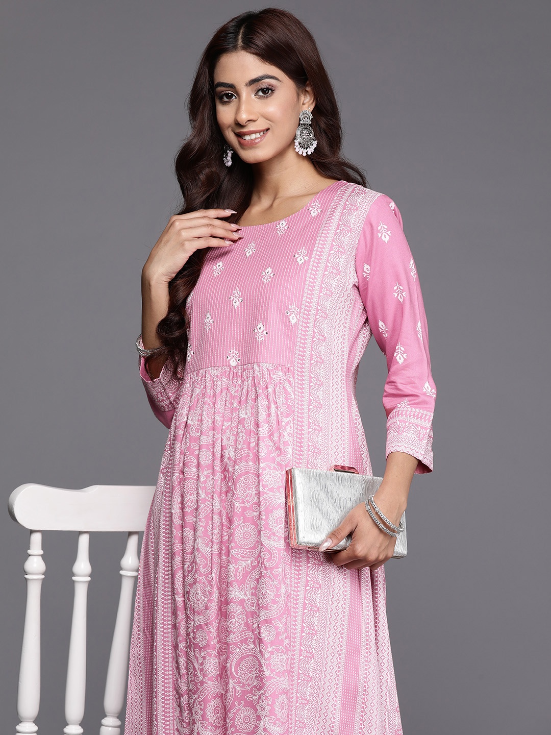 

Indo Era Women Ethnic Motifs Printed Kantha Work Kurta, Pink