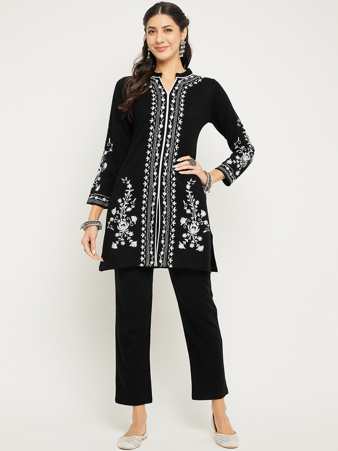 

Zigo Floral Embroidered Mandarin Collar Acrylic Tunic With Trouser, Black