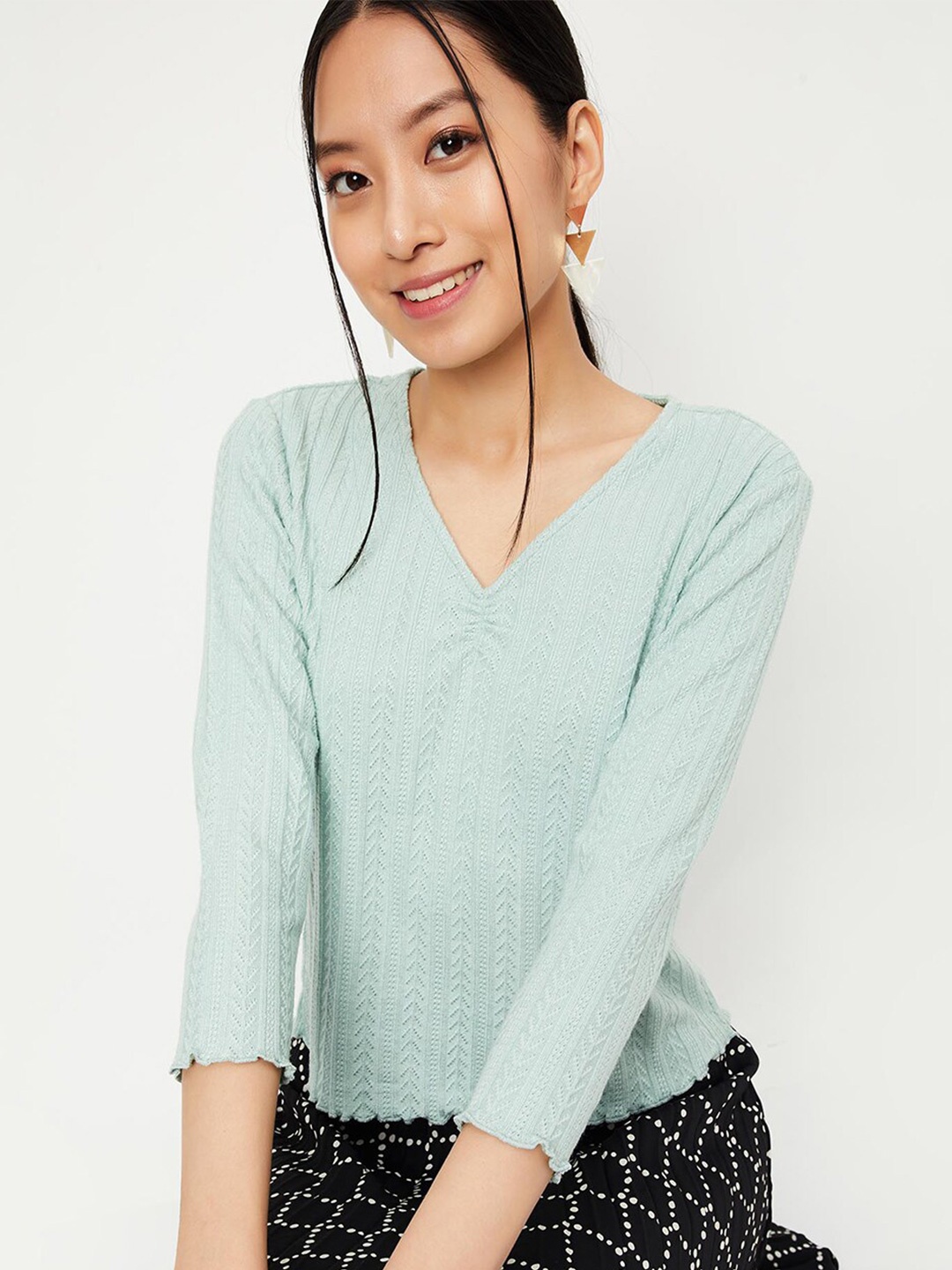 

max Self Design V-Neck Three-Quarter Sleeves Regular Top, Green