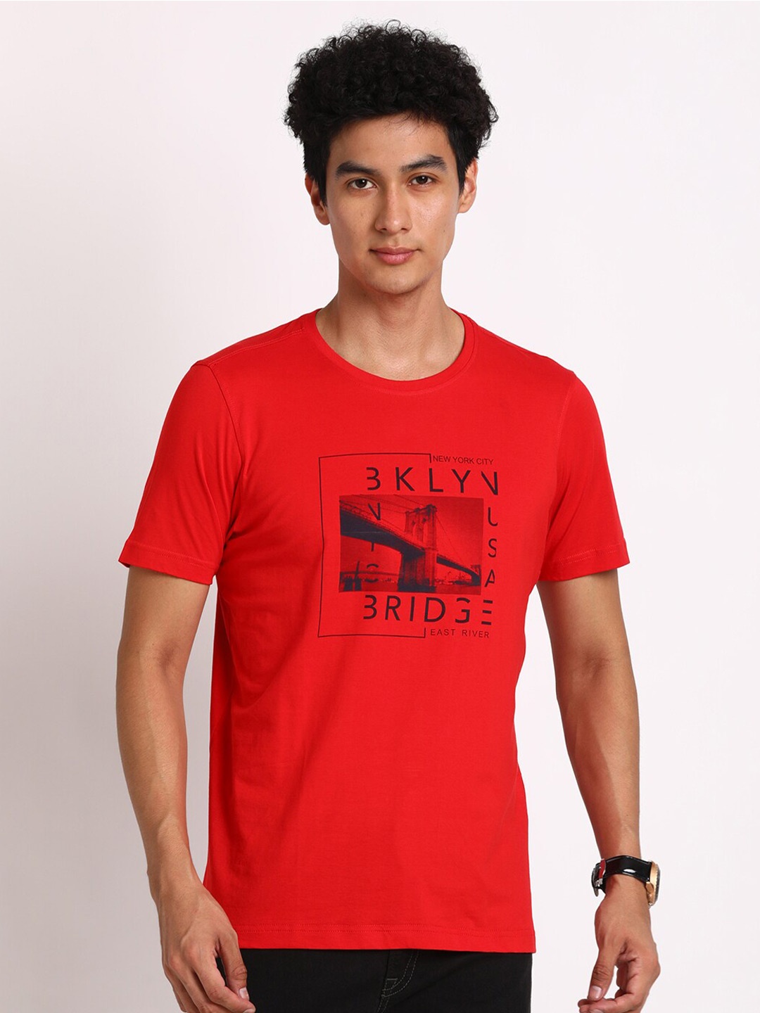 

Turtle Typography Printed Pure Cotton Slim Fit T-shirt, Red