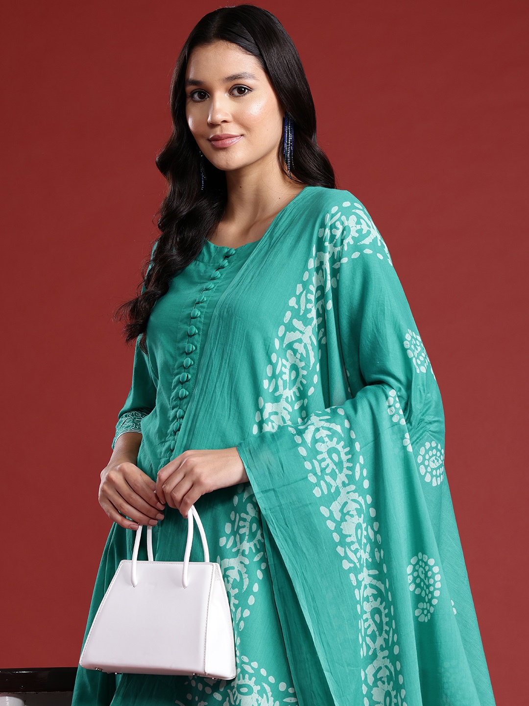

Anouk Floral Printed Gotta Patti & Button Detail Pure Cotton Kurta with Trousers & Dupatta, Sea green