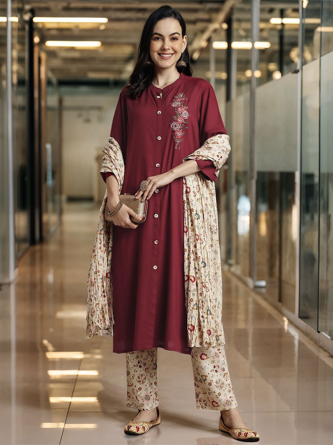 

Anouk Floral Embroidered Regular Pure Cotton Kurta with Trousers & With Dupatta, Maroon