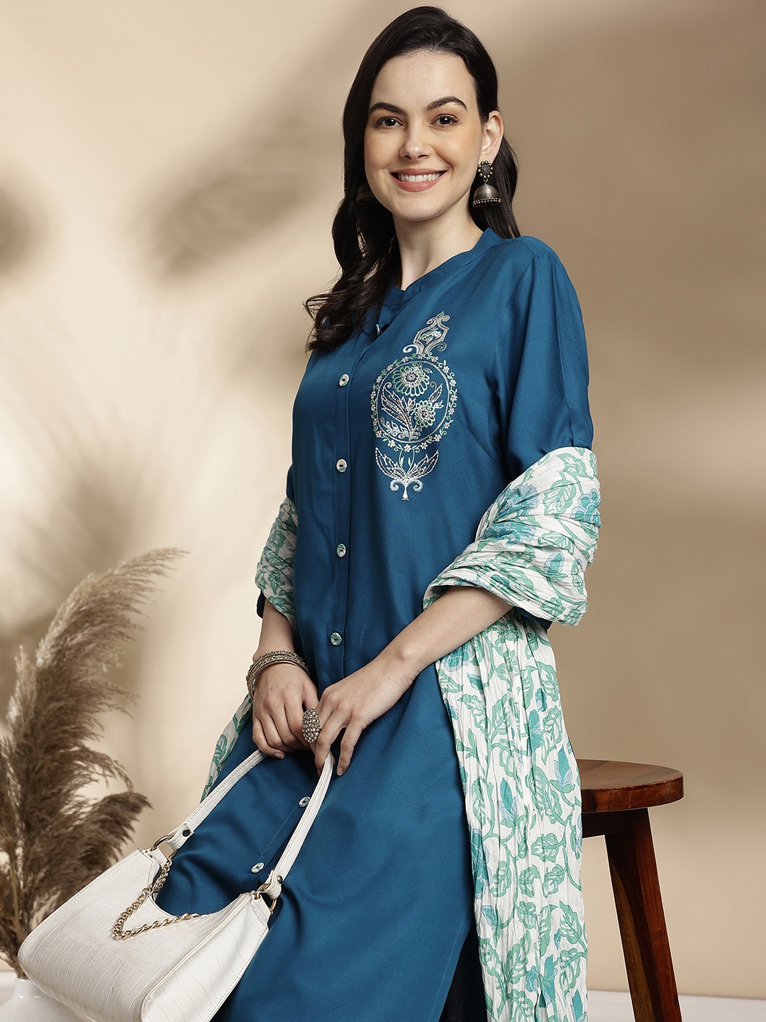 

Anouk Floral Embroidered Regular Pure Cotton Kurta with Trousers & With Dupatta, Blue