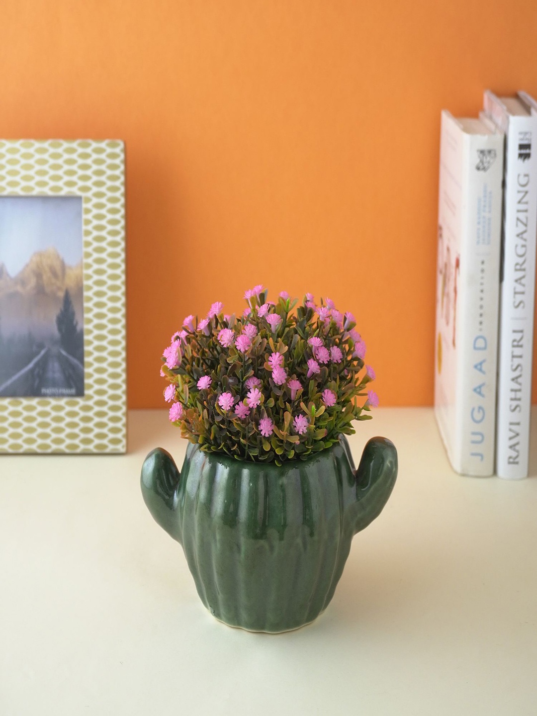 

The Decor Mart Green Textured Ceramic Cactus Shape Planters