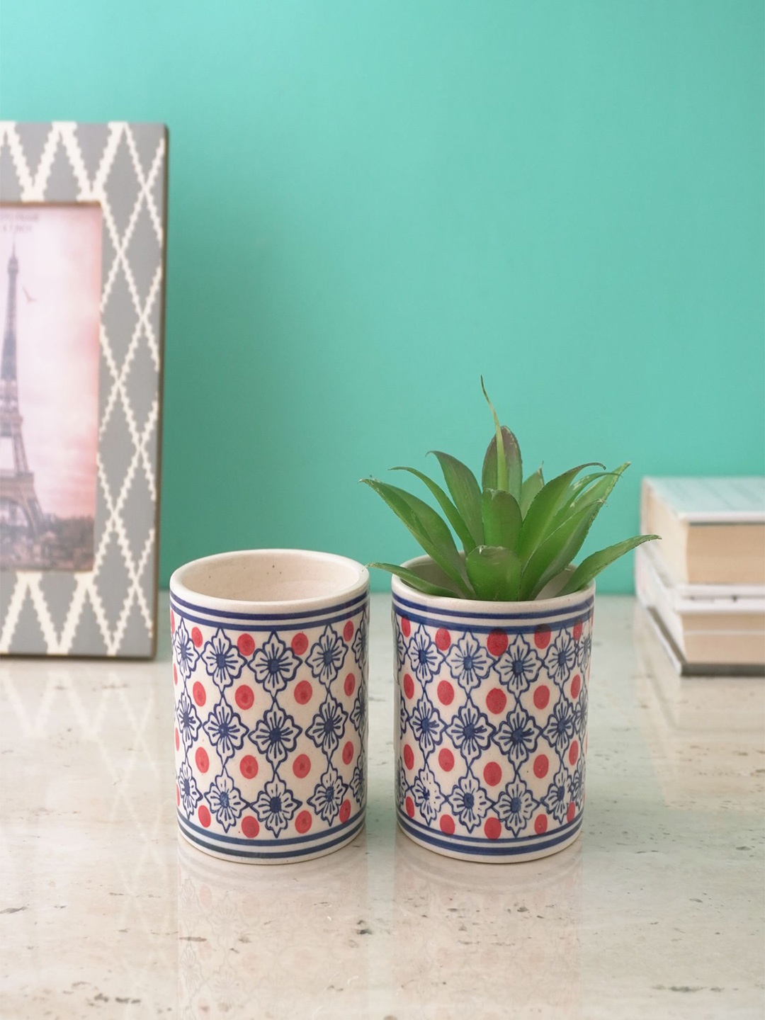 

The Decor Mart Red & Blue 2 Pieces Printed Ceramic Planters, White