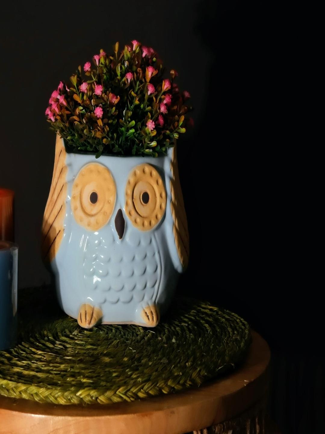 

The Decor Mart Blue & Beige Ceramic Owl Planter