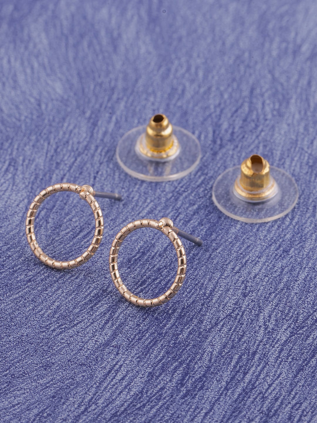 

DressBerry Gold-Plated Contemporary Studs Earrings