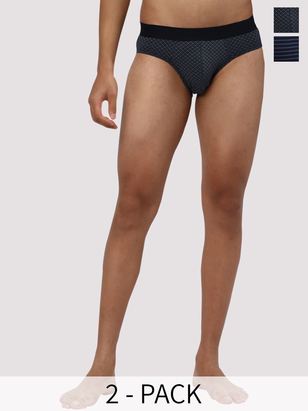R&B Men Pack Of 2 Low-Rise Cotton Basic Briefs 8909006053596, Black
