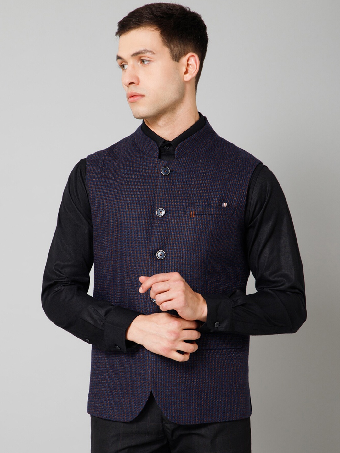 

Cantabil Self Design Band Collar Formal Waistcoat, Navy blue