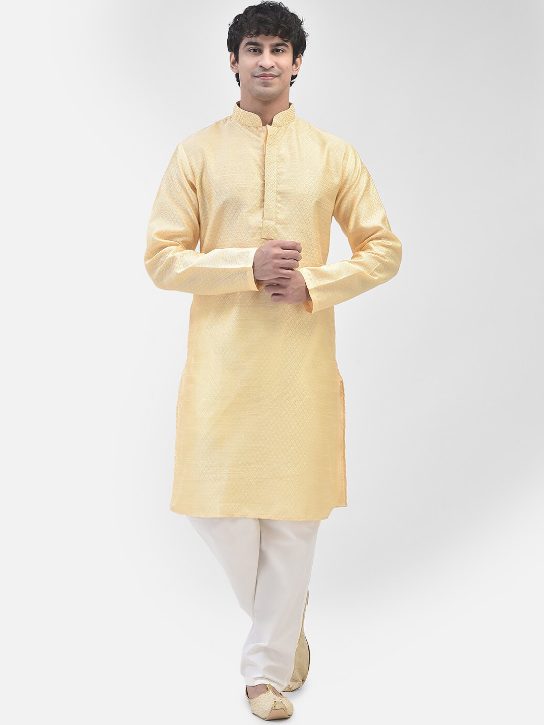 

SG LEMAN Ethnic Motifs Woven Design Mandarin Collar Kurta with Pyjamas, Beige