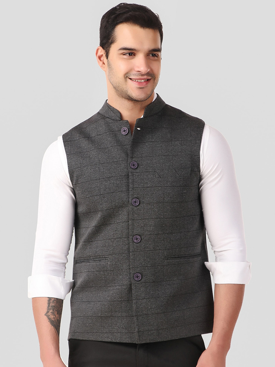 

YOUNG CLUB CLASSIC Checked Woollen Nehru Jacket, Black