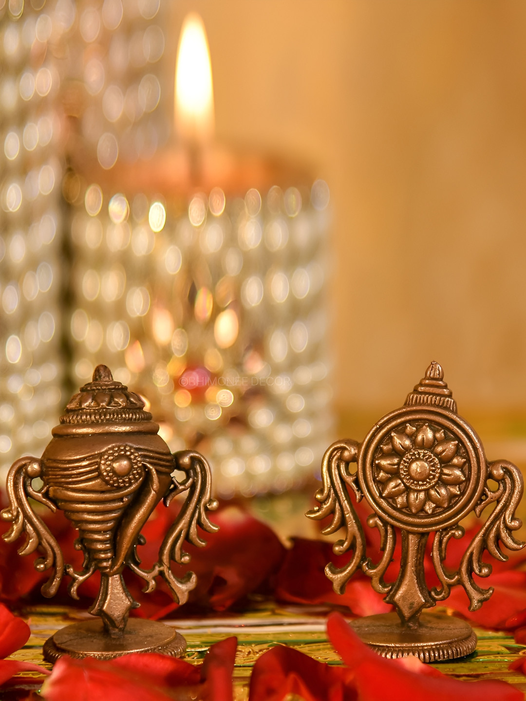 

Bhimonee Decor Copper-Toned& Brown Shanku Chakra Idol Showpiece