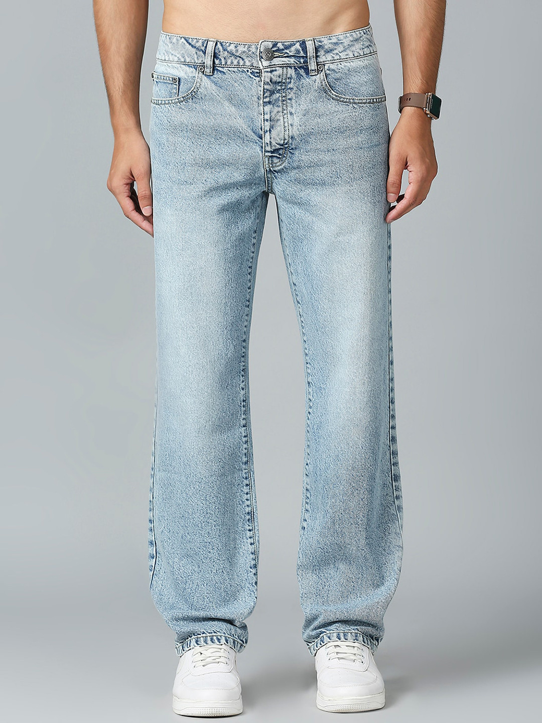 

Roadster Men Blue Mid Rise Tapered-Fit Clean Look Light Fade Cotton Jeans