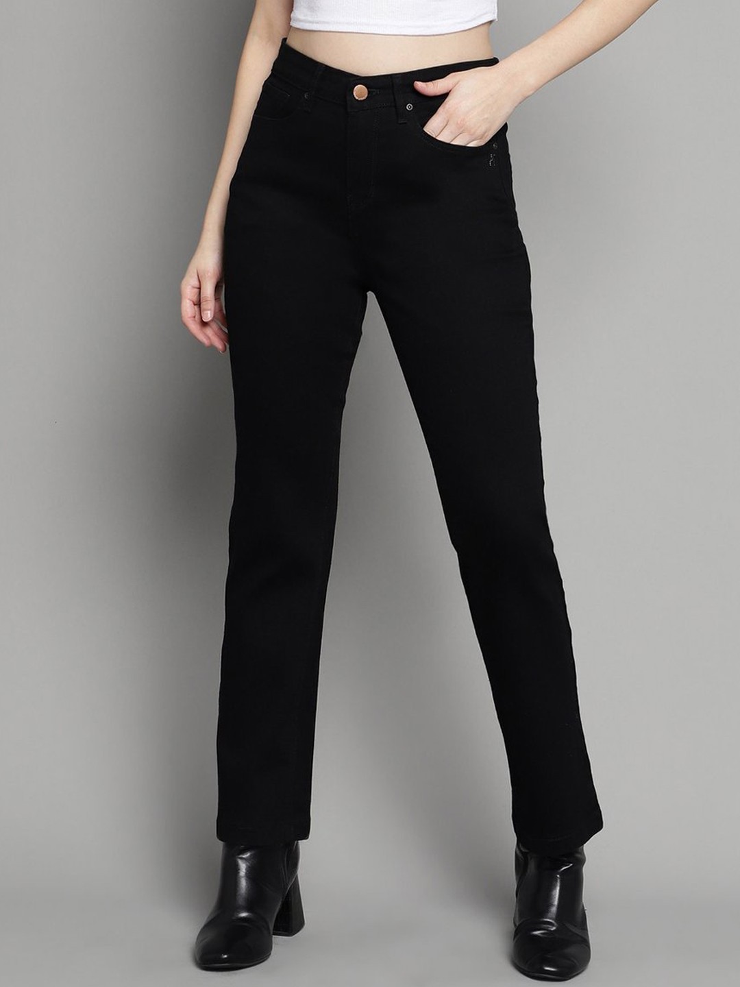 

Xpose Women Comfort Straight Fit High-Rise Clean Look Stretchable Jeans, Black
