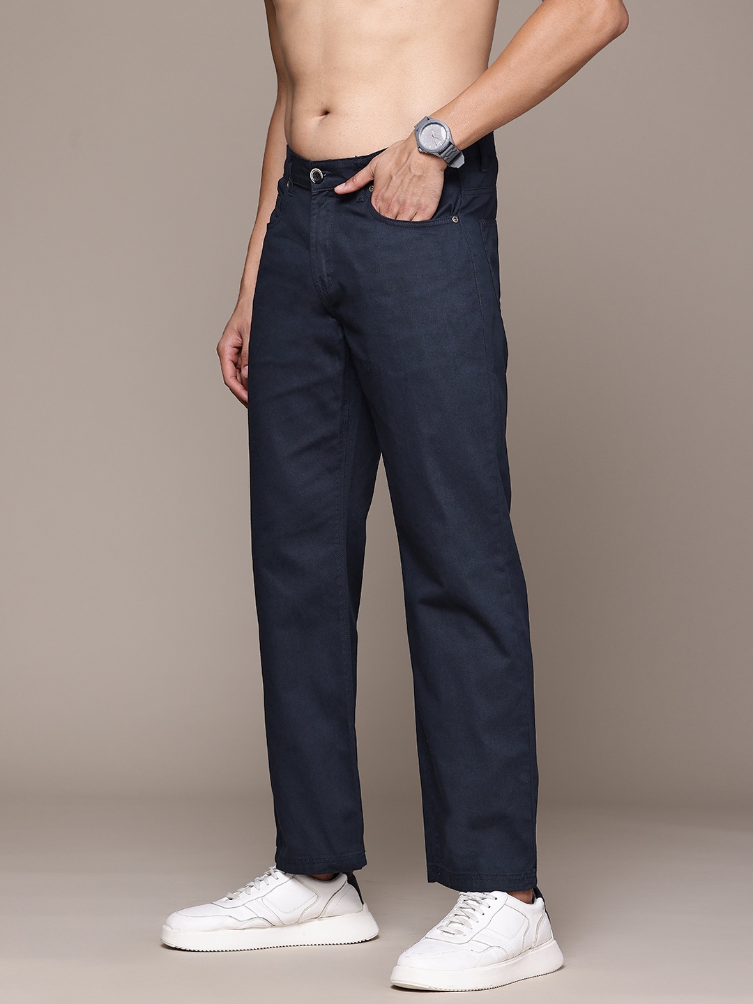 

The Roadster Lifestyle Co. Men Pure Cotton Trousers, Navy blue