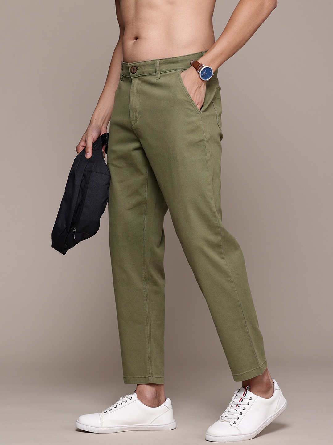 

The Roadster Lifestyle Co. Men Pure Cotton Relaxed Trousers, Olive