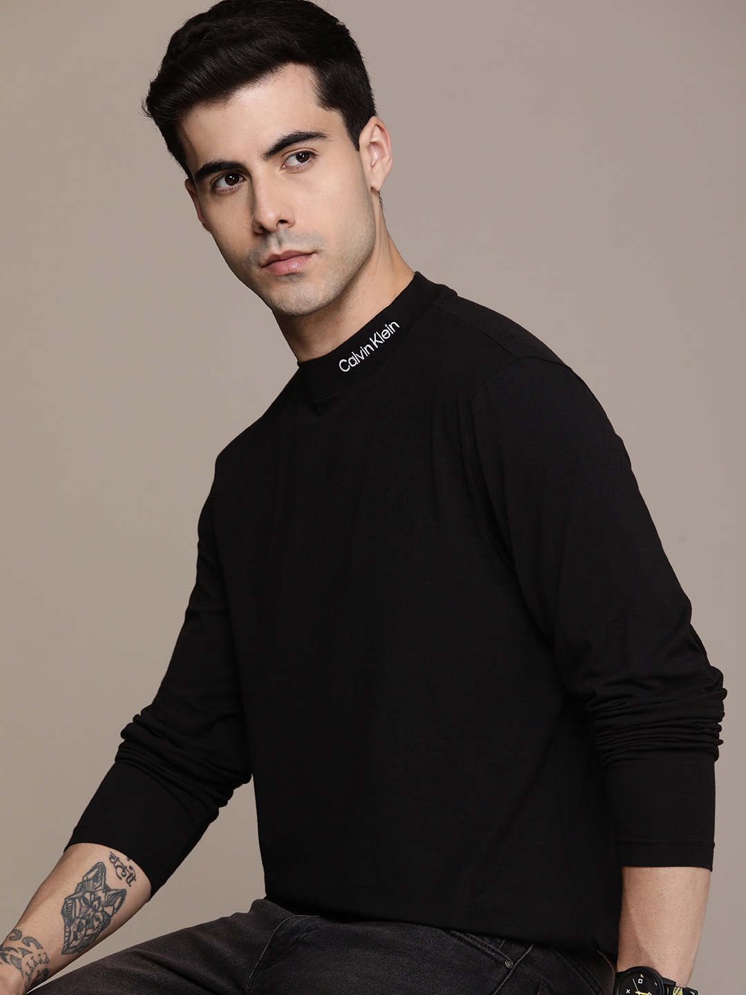 

Calvin Klein Jeans Long Sleeve T-shirt, Black