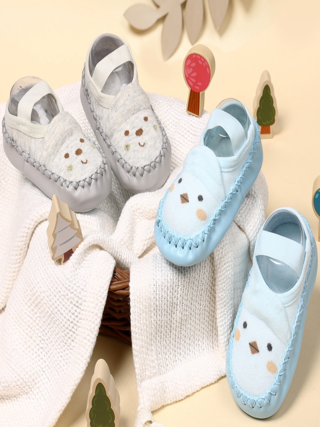 

KICKS & CRAWL Infants Pack Of 2 Teddy Printed Cotton Slip On Booties, Grey
