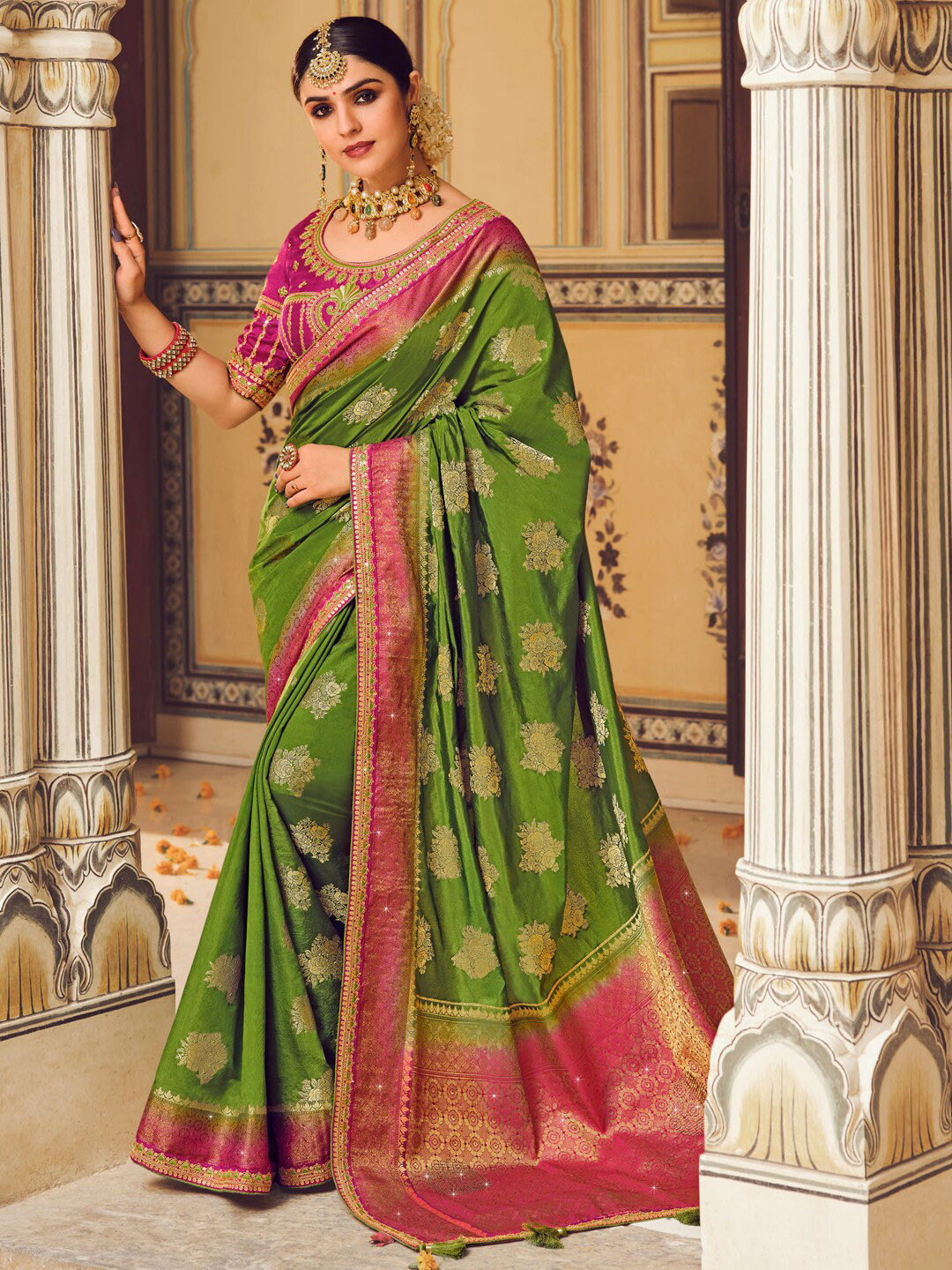 

Saree mall Green Ethnic Motifs Woven Design Zari Detailed Banarasi Saree
