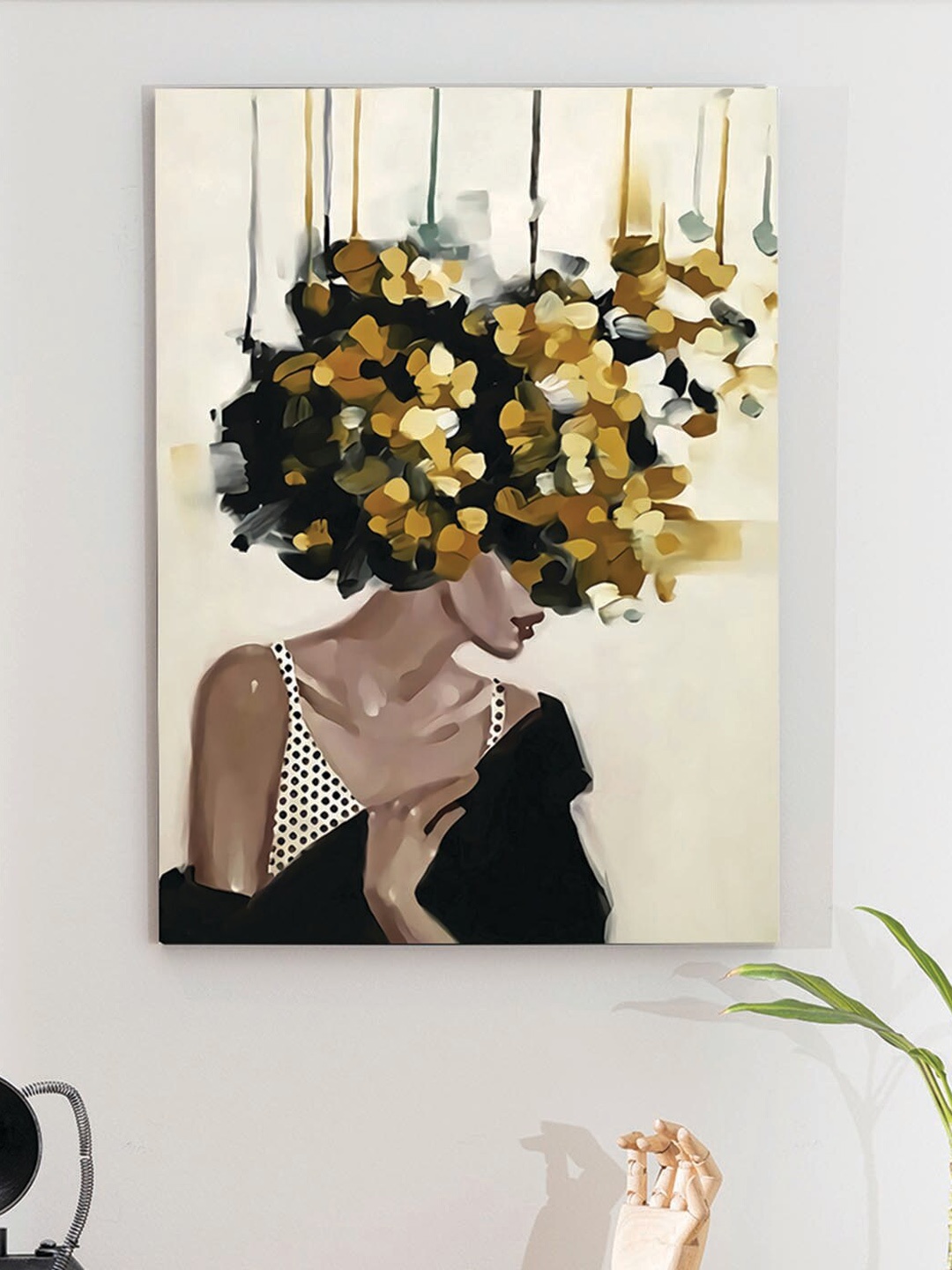 

Art Street Beige & Black Cranberry Canvas Painting Wall Art