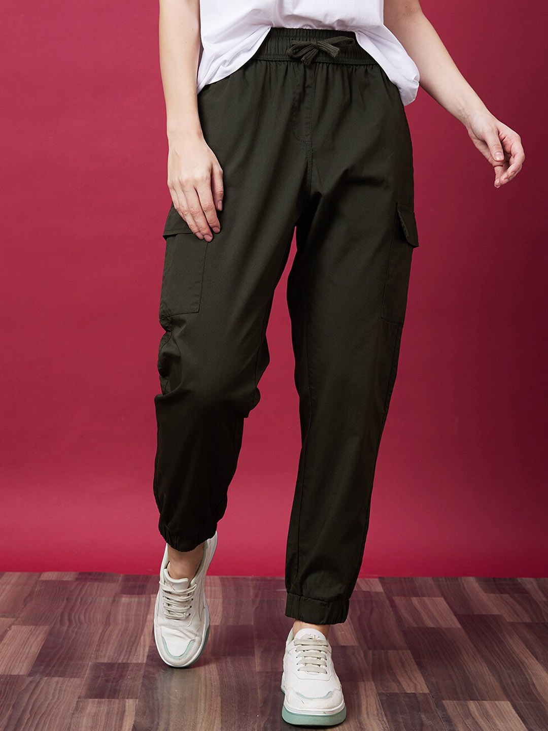 

Globus Mid-Rise Cargo Jogger, Olive